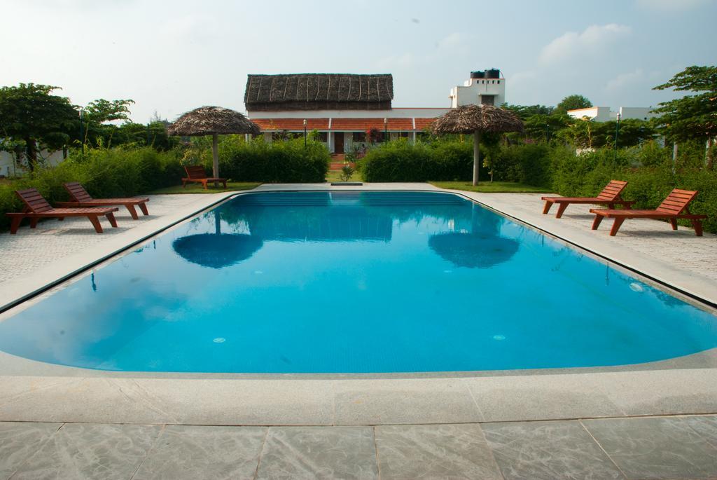 The Mountain Retreat Hotel Tiruvannāmalai Exterior foto