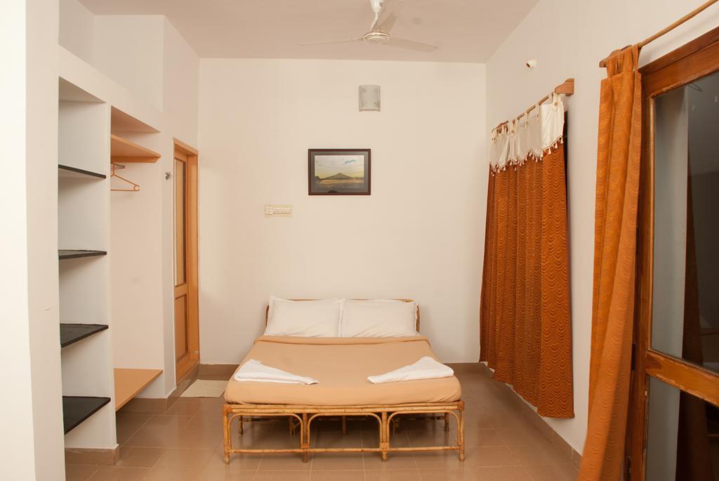 The Mountain Retreat Hotel Tiruvannāmalai Exterior foto